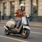 Moto ou scooter d’occasion pour un(e) jeune permis A1 : les meilleurs modèles pour bien débuter en 2024