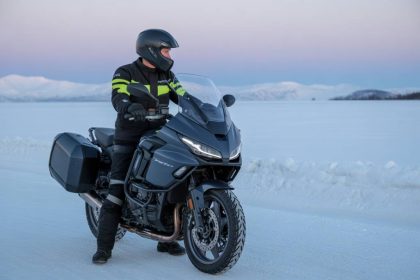 Hivernage moto : 6 conseils pour hiverner sa moto en sécurité et la redémarrer sans souci au printemps
